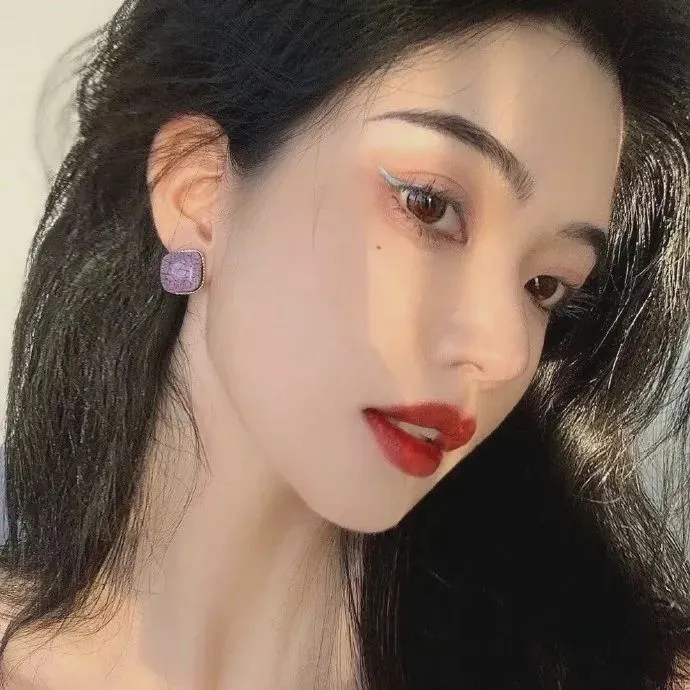 【社会边缘纪实】《小偷家族》戛纳金棕榈大奖：没有血缘的一家人，却有着最深的羁绊与无法言说的秘密